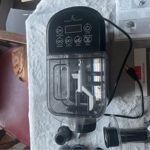 Emeril lagasse Electric Pasta Maker with Black Finish - Picture 3 of 17